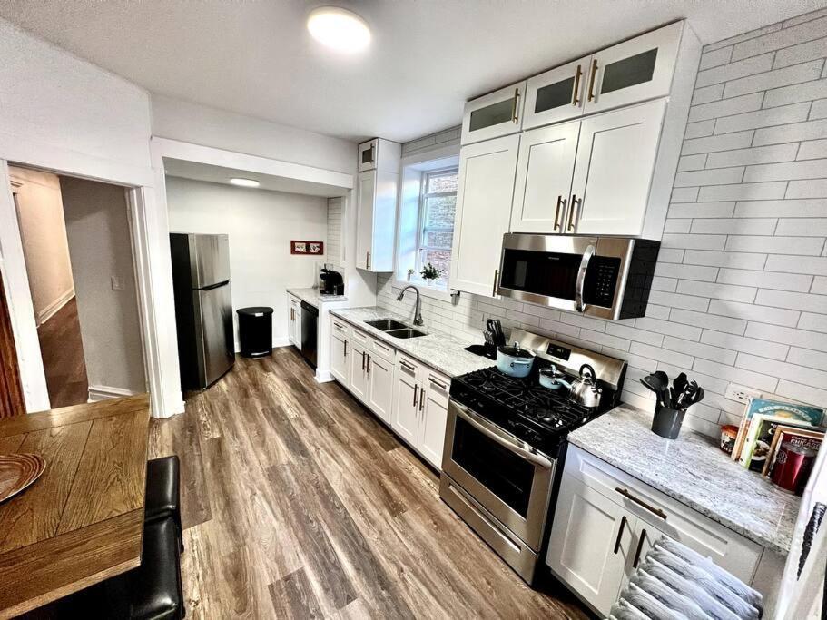 시카고 Modern Vintage 2Br Walkable To Dining & Lakefront 아파트 외부 사진